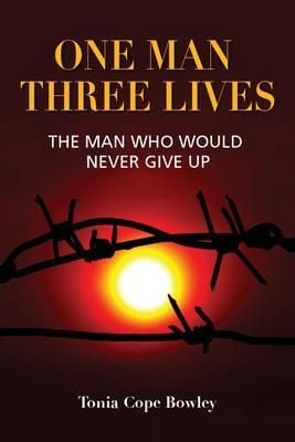 Produktbild: One Man Three Llives