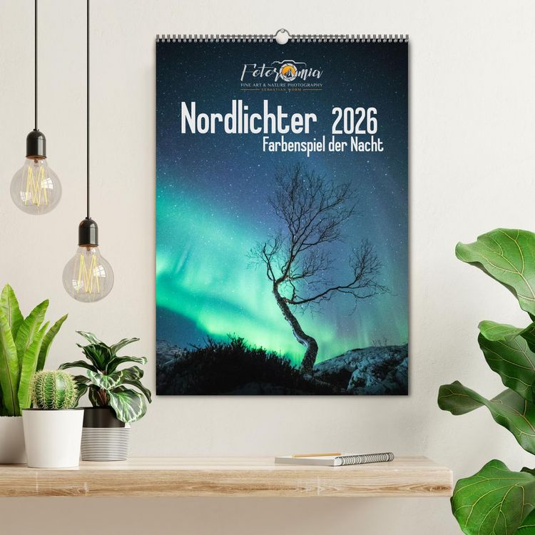 Produktbild: Nordlichter &ndash; Farbenspiel der Nacht (Wandkalender 2026 DIN A2 hoch), CALVENDO Monatskalender