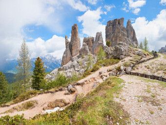 Produktbild: CALVENDO Puzzle Die f&uuml;nf T&uuml;rme - Cinque Torri | 1000 Teile Lege-Gr&ouml;&szlig;e 64x48cm Foto-Puzzle f&uuml;r gl&uuml;ckliche Stunden