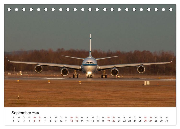 Produktbild: Flugzeuge von Airbus 2026 (Tischkalender 2026 DIN A5 quer), CALVENDO Monatskalender