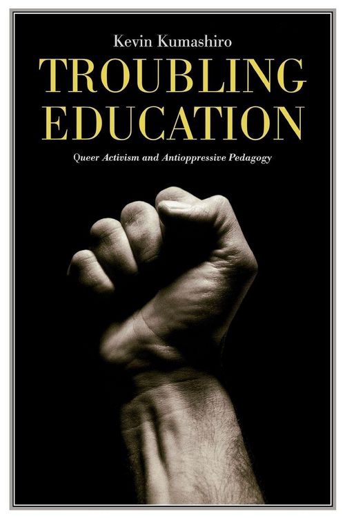Produktbild: Troubling Education