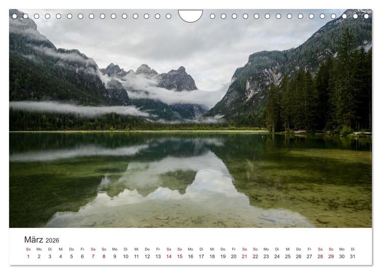 Produktbild: Magie der Bergseen &ndash; Spiegelungen im Licht der Berge (Wandkalender 2026 DIN A4 quer), CALVENDO Monatskalender