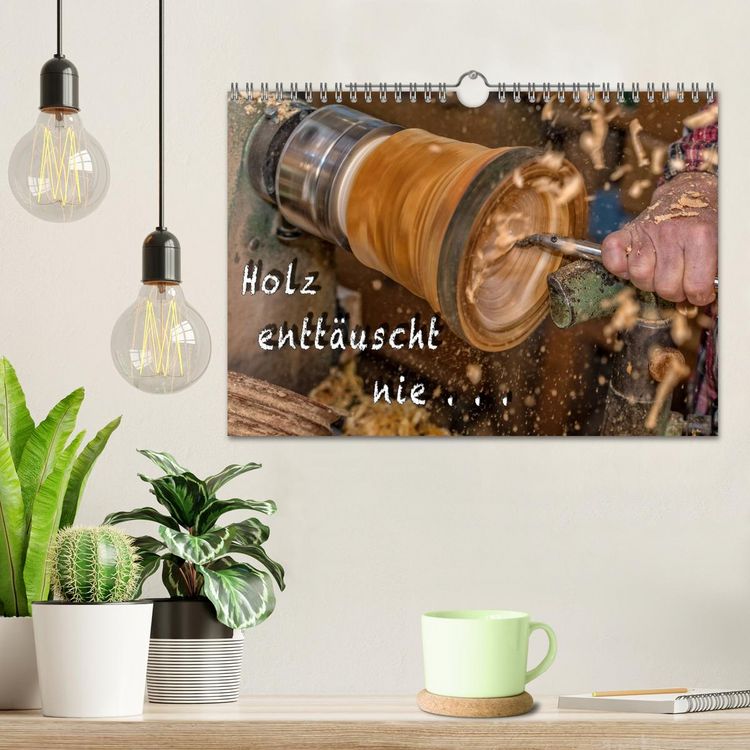 Produktbild: Holz entt&auml;uscht nie (Wandkalender 2026 DIN A4 quer), CALVENDO Monatskalender