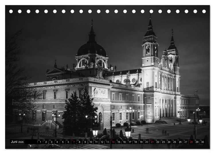 Produktbild: Madrid - Schwarz-Wei&szlig; Impressionen (Tischkalender 2026 DIN A5 quer), CALVENDO Monatskalender