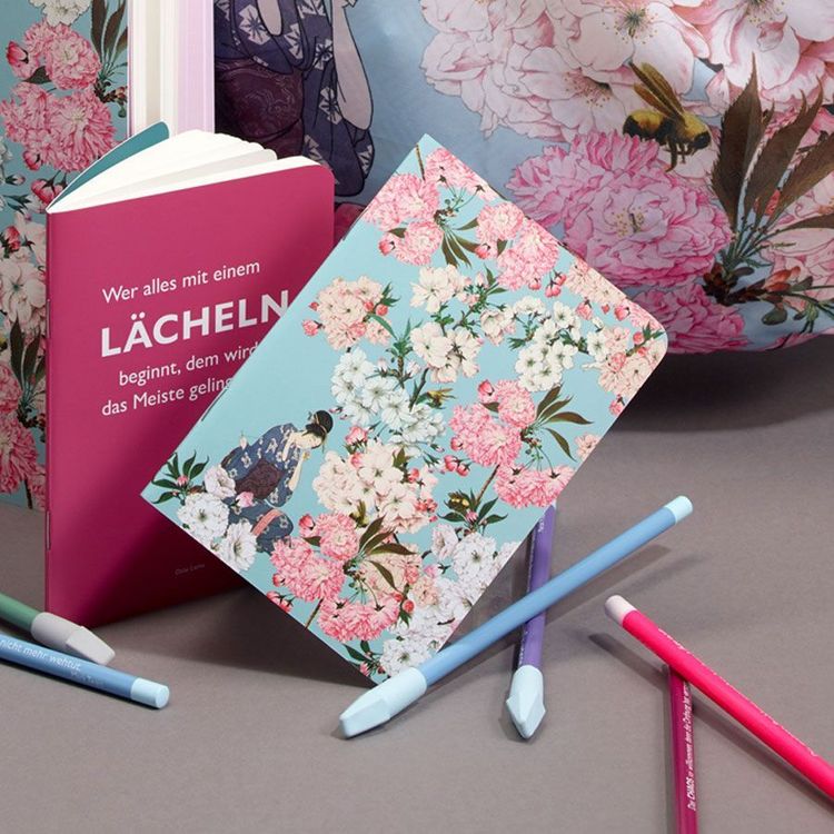 Produktbild: Heft A6 kariert, Geisha