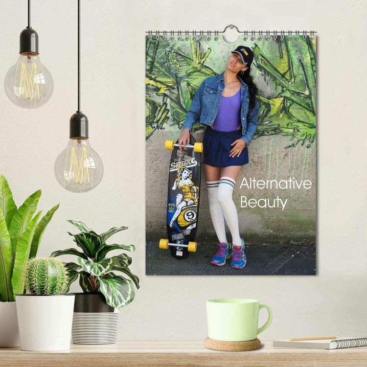 Produktbild: Alternative Beauty (Wandkalender 2026 DIN A4 hoch), CALVENDO Monatskalender