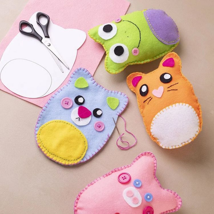 Produktbild: Creativ Company DIY Sets Filz & Fleece Starter Kreativ Set N&auml;hen, Teddyb&auml;ren, Kreativ Box