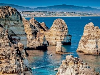 Produktbild: CALVENDO Puzzle Algarve Meisterwerke des Ozeans | 1000 Teile Lege-Gr&ouml;&szlig;e 64x48cm Foto-Puzzle f&uuml;r gl&uuml;ckliche Stunden