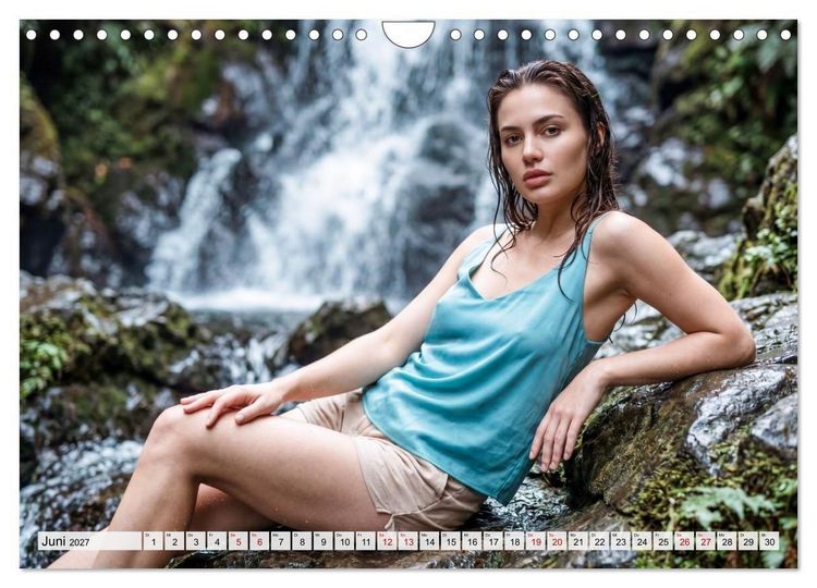 Produktbild: Zeitlose Sch&ouml;nheit - Frauen in der Natur (Wandkalender 2027 DIN A4 quer), CALVENDO Monatskalender
