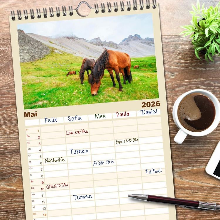 Produktbild: Familienplaner 2026 - Islandpferde - Die s&uuml;&szlig;en Pferde im Norden. mit 5 Spalten (Wandkalender, 21 x 45 cm) CALVENDO