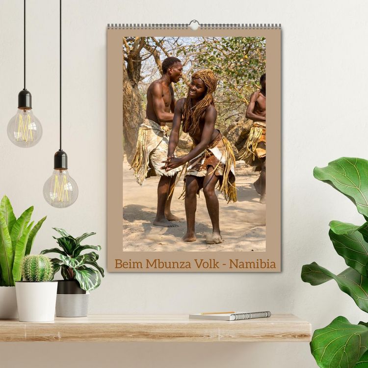 Produktbild: Beim Mbunza Volk - Namibia (Wandkalender 2026 DIN A2 hoch), CALVENDO Monatskalender