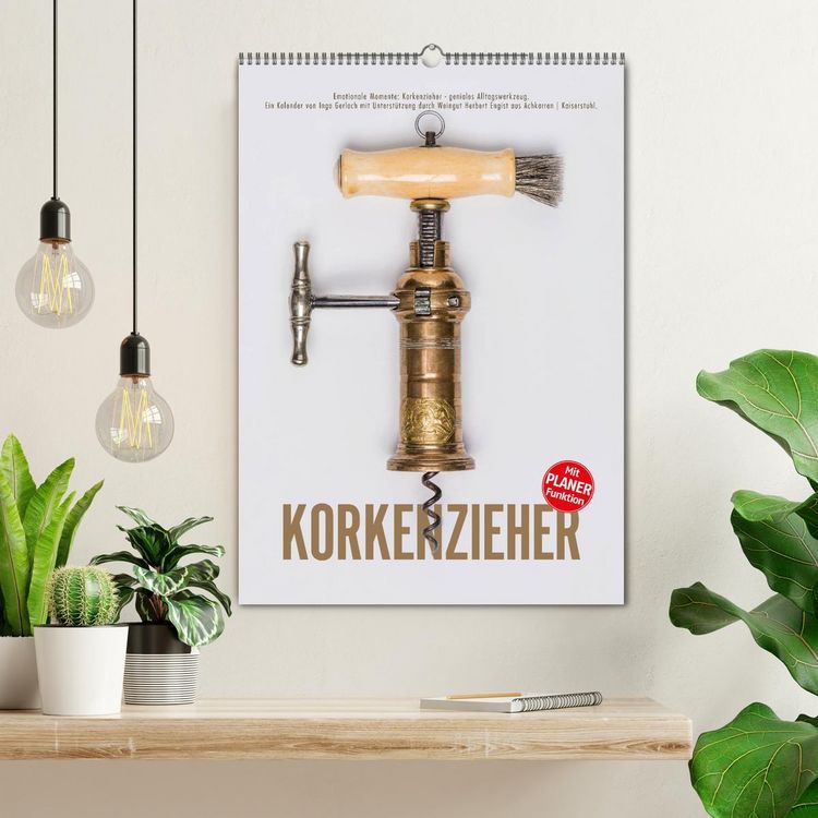 Produktbild: Emotionale Momente: Korkenzieher - geniales Alltagswerkzeug. Planer. (Wandkalender 2026 DIN A2 hoch), CALVENDO Monatskalender
