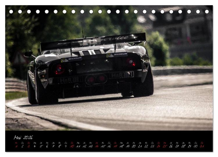 Produktbild: EMOTIONS ON THE GRID - VLN Langstreckenmeisterschaft N&uuml;rburgring (Tischkalender 2026 DIN A5 quer), CALVENDO Monatskalender