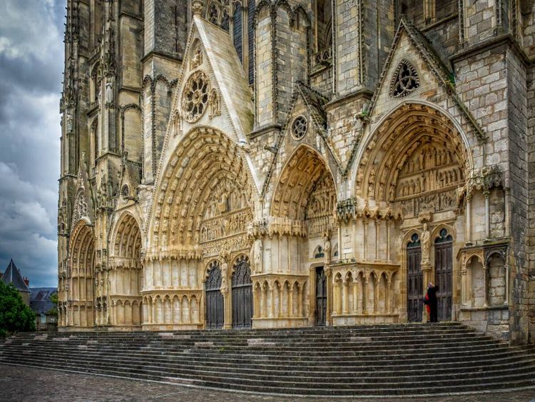 Produktbild: CALVENDO Puzzle Cher: Die Katedral von Bourges | 1000 Teile Lege-Gr&ouml;&szlig;e 64x48cm Foto-Puzzle f&uuml;r gl&uuml;ckliche Stunden