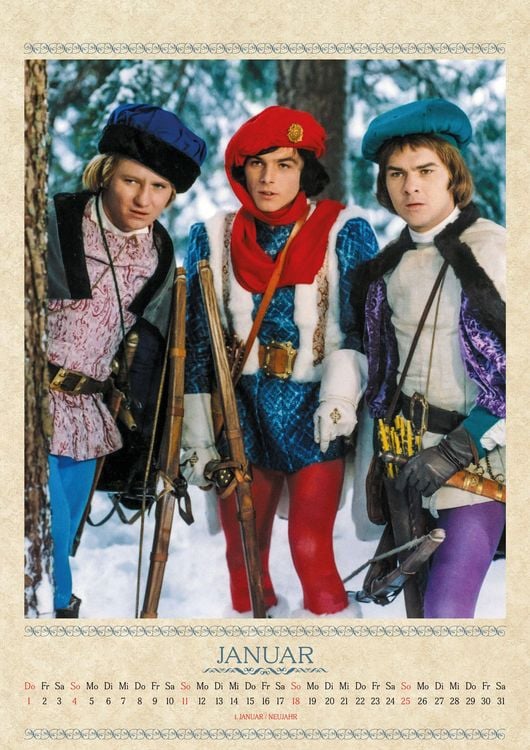 Produktbild: Drei Haseln&uuml;sse f&uuml;r Aschenbr&ouml;del - Kalender 2026 inkl. DVD (Wandkalender / Fotokalender) (Filmjuwelen / DEFA-M&auml;rchen)