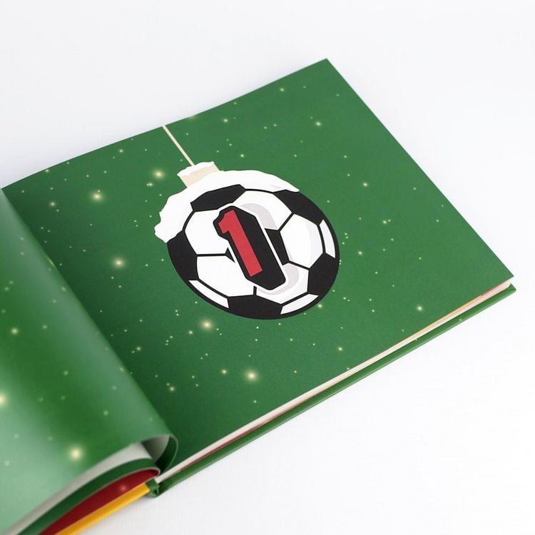 Produktbild: Merry Kickmas &ndash; Dein Fu&szlig;balltricks-Adventskalender