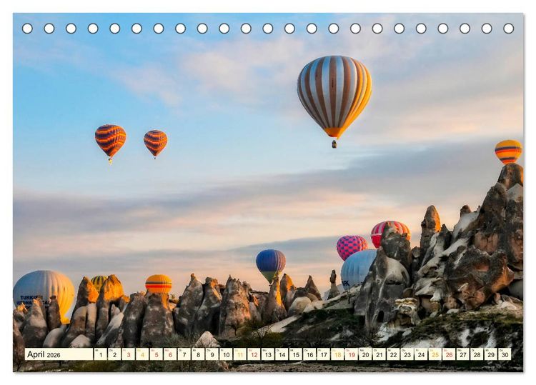 Produktbild: Mit dem Ballon &uuml;ber Kappadokien (Tischkalender 2026 DIN A5 quer), CALVENDO Monatskalender