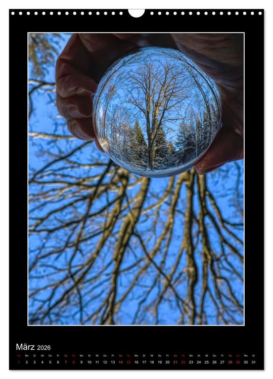 Produktbild: Momente aus Glas &ndash; Glaskugelfotografie (Wandkalender 2026 DIN A3 hoch), CALVENDO Monatskalender