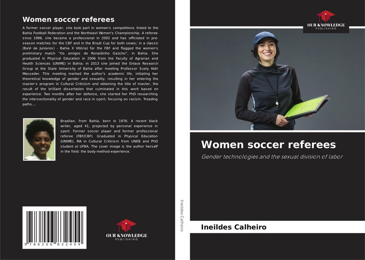 Produktbild: Women soccer referees