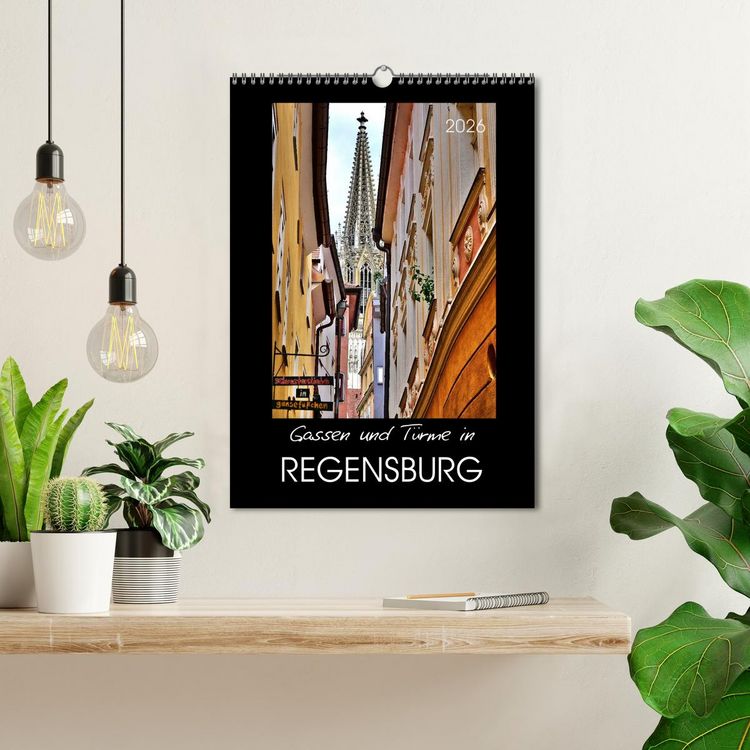 Produktbild: Gassen und T&uuml;rme in Regensburg (Wandkalender 2026 DIN A3 hoch), CALVENDO Monatskalender