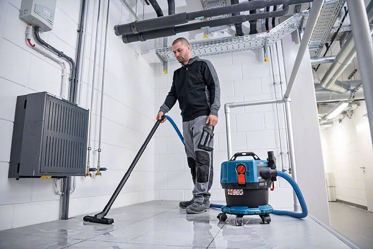 Produktbild: Bosch Professional GAS 18V-12 MC 06019K2000 Akku-Sauger 12l ohne Akku, ohne Ladeger&auml;t