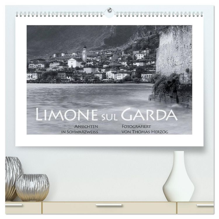 Produktbild: Limone sul Garda schwarzwei&szlig; (hochwertiger Premium Wandkalender 2026 DIN A2 quer), Kunstdruck in Hochglanz