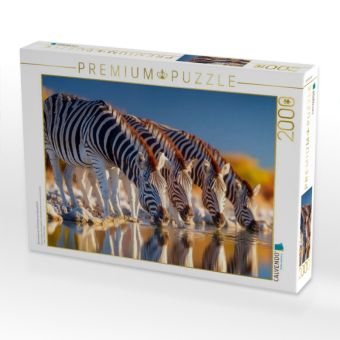 Produktbild: CALVENDO Puzzle Gemeinsames Erfrischen am Wasserloch | 2000 Teile Lege-Gr&ouml;&szlig;e 90x67cm Foto-Puzzle f&uuml;r gl&uuml;ckliche Stunden