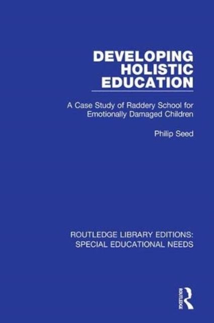 Produktbild: Developing Holistic Education