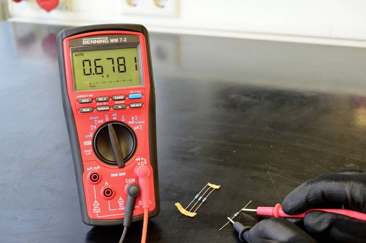 Produktbild: Benning MM 7-2 Hand-Multimeter digital LoZ CAT III 1000 V, CAT IV 600 V Anzeige (Counts): 60000