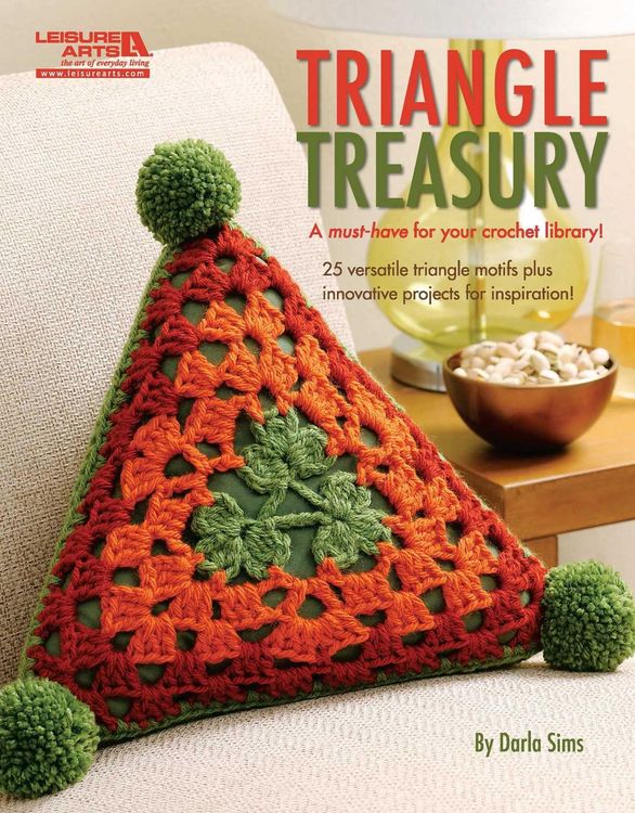 Produktbild: Triangle Treasury--A Must-Have for Your Crochet Library!