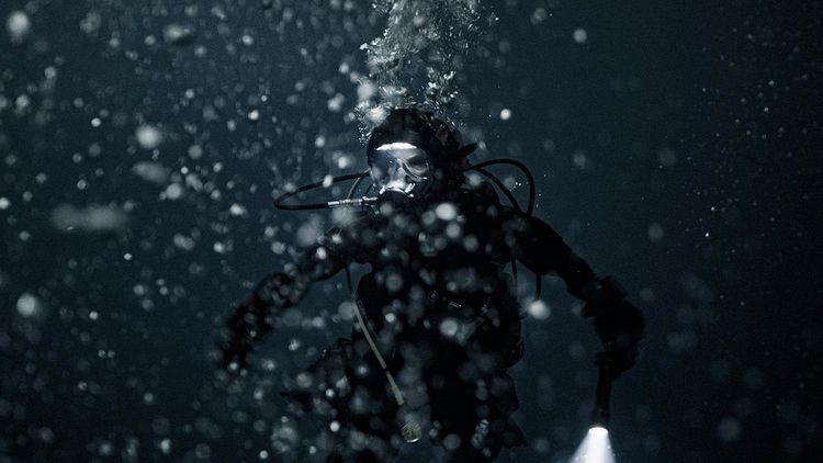 Produktbild: Breaking Surface - T&ouml;dliche Tiefe