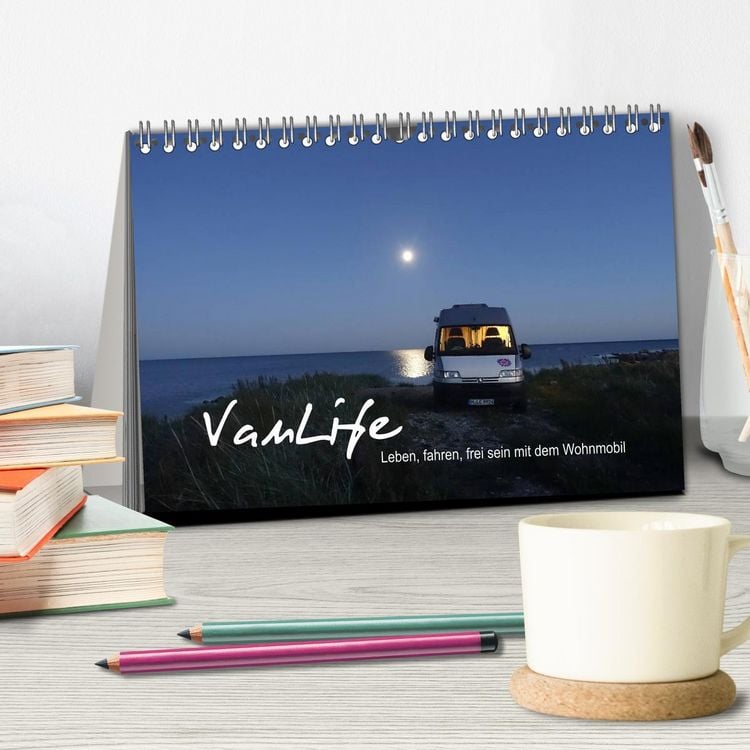 Produktbild: Vanlife - Leben, fahren, frei sein mit dem Wohnmobil (Tischkalender 2026 DIN A5 quer), CALVENDO Monatskalender