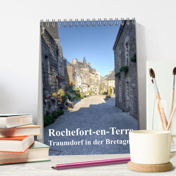 Produktbild: Rochefort-en-Terre. Traumdorf in der Bretagne (Tischkalender 2026 DIN A5 hoch), CALVENDO Monatskalender