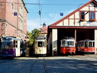 Produktbild: CALVENDO Puzzle Ein Motiv aus dem Kalender Naumburgs historische Stra&szlig;enbahn | 1000 Teile Lege-Gr&ouml;&szlig;e 64x48cm Foto-Puzzle f&uuml;r gl&uuml;ckliche Stunden