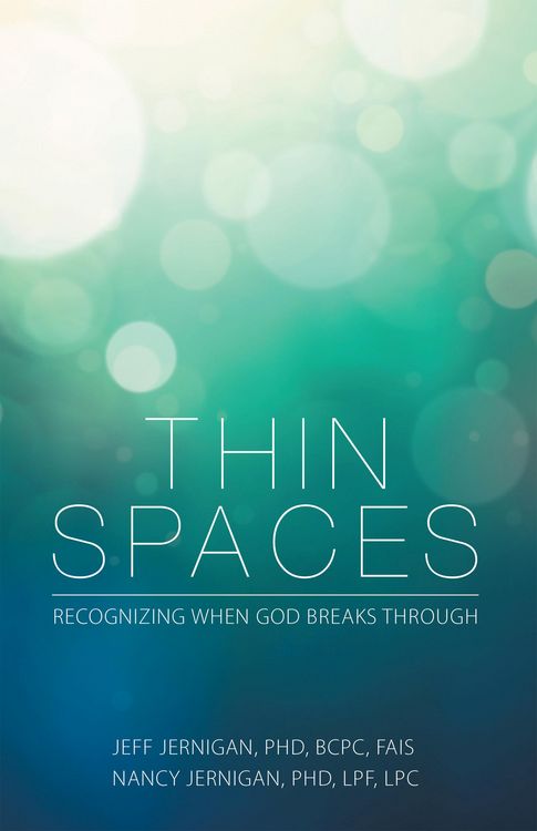 Produktbild: Thin Spaces