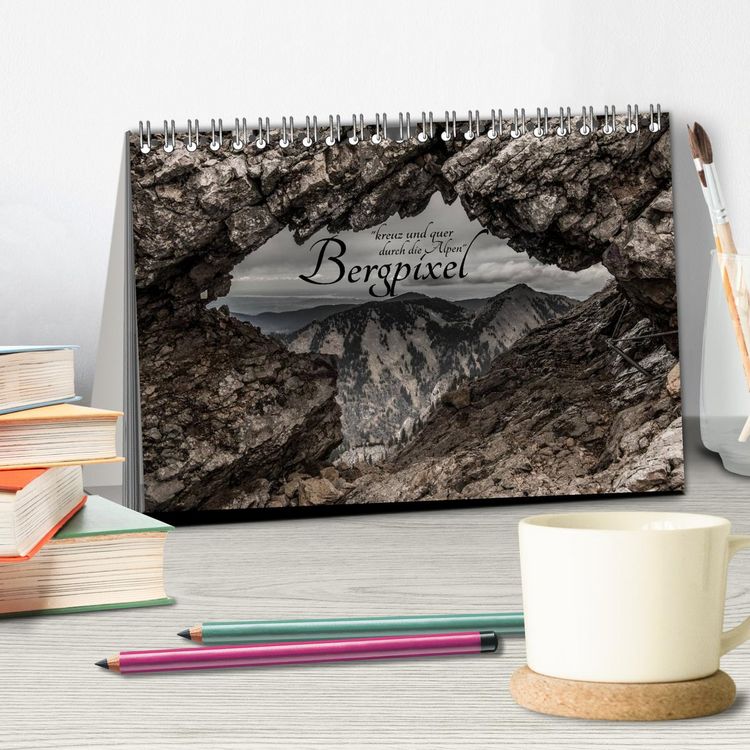 Produktbild: Bergpixel "kreuz und quer durch die Alpen" (Tischkalender 2026 DIN A5 quer), CALVENDO Monatskalender