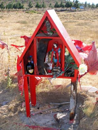 Produktbild: CALVENDO Puzzle Stra&szlig;enaltar in Patagonien | 1000 Teile Lege-Gr&ouml;&szlig;e 64x48cm Foto-Puzzle f&uuml;r gl&uuml;ckliche Stunden