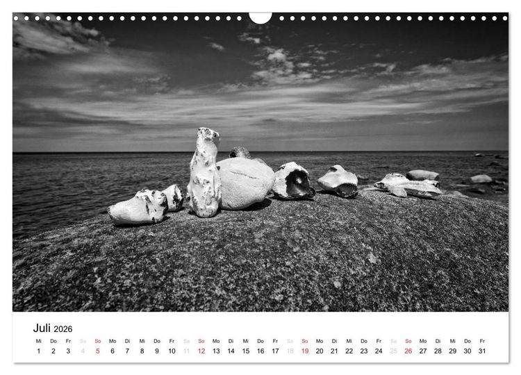 Produktbild: Ostseebad Zingst - Impressionen in Schwarz-Wei&szlig; (Wandkalender 2026 DIN A3 quer), CALVENDO Monatskalender