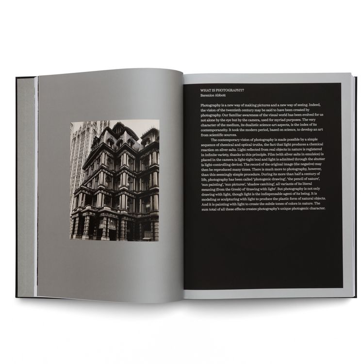 Produktbild: Women Photographers 1900&ndash;1975: A Legacy of Light