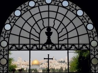 Produktbild: CALVENDO Puzzle Ein Motiv aus dem Kalender Jerusalem - Heiliges Zentrum dreier Religionen | 1000 Teile Lege-Gr&ouml;&szlig;e 64x48cm Foto-Puzzle f&uuml;r gl&uuml;ckliche Stunden