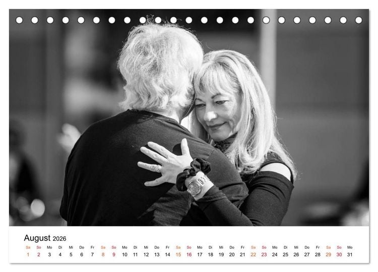 Produktbild: Tango Argentino - Paare beim Tanz auf &ouml;ffentlichen Pl&auml;tzen (Tischkalender 2026 DIN A5 quer), CALVENDO Monatskalender