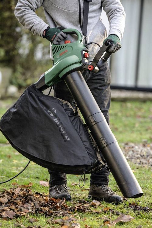 Produktbild: Bosch Home and Garden 06008B1001 UniversalGardenTidy 3000 Elektro Laubbl&auml;ser, Laubsauger