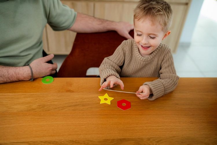 Produktbild: Fischertechnik 579435 - Fischer for Kids, Builder-Box, Schrauben-Stecken-Staunen, 20-teilig, f&uuml;r Kinder ab 3 Jahren
