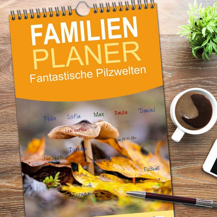 Produktbild: Familienplaner 2026 - Fantastische Pilzwelten mit 5 Spalten (Wandkalender, 21 x 45 cm) CALVENDO