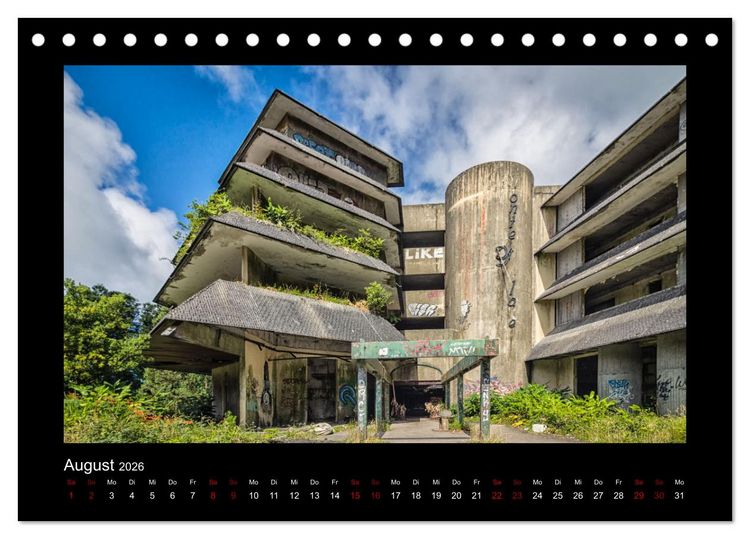 Produktbild: Morbider Charme - Vergessene Orte auf den Azoren - (Tischkalender 2026 DIN A5 quer), CALVENDO Monatskalender