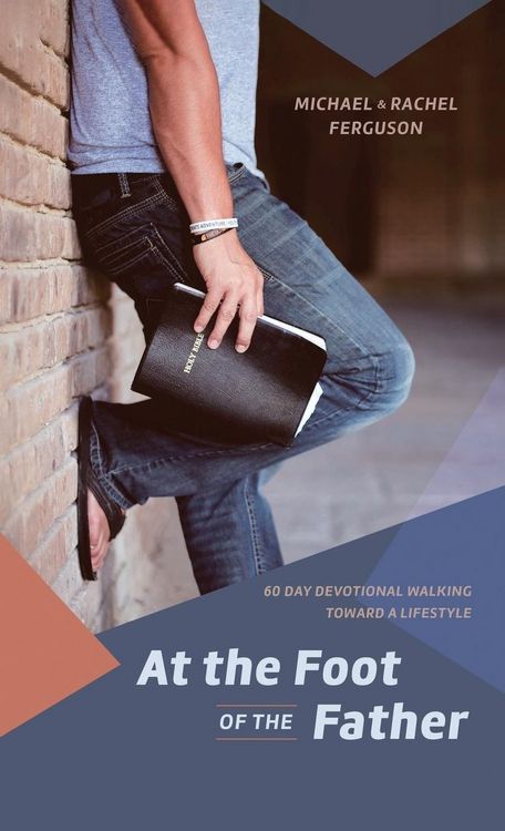 Produktbild: At the Foot of the Father