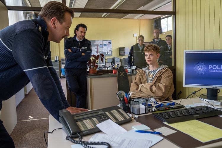 Produktbild: Eingeschlossene Gesellschaft