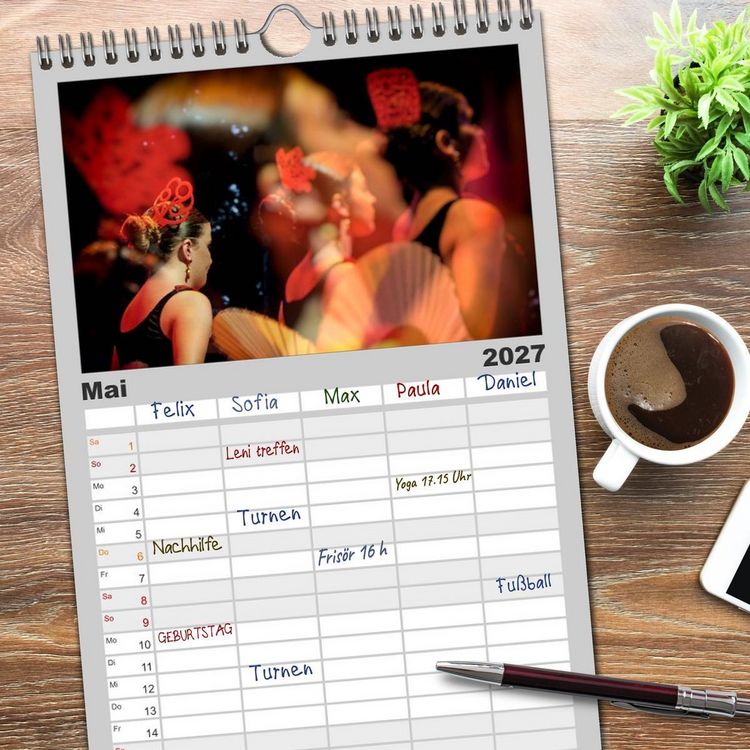 Produktbild: Familienplaner 2027 - Flamenco - Tanz der Leidenschaft mit 5 Spalten (Wandkalender, 21 x 45 cm) CALVENDO