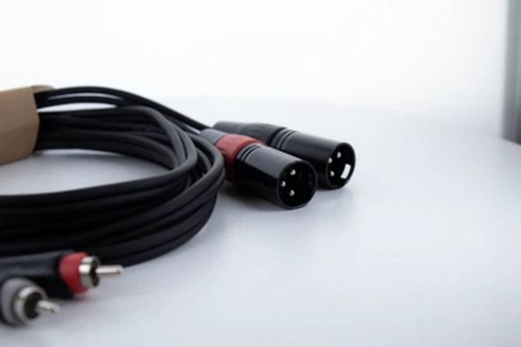 Produktbild: Cordial EU 1,5 MC XLR Verbindungskabel [2x XLR-Stecker 3 polig - 2x Cinch-Stecker] 1.50 m Schwarz
