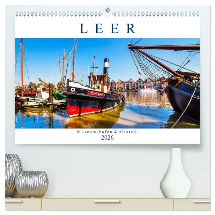 Produktbild: LEER Museumshafen und Altstadt (hochwertiger Premium Wandkalender 2026 DIN A2 quer), Kunstdruck in Hochglanz